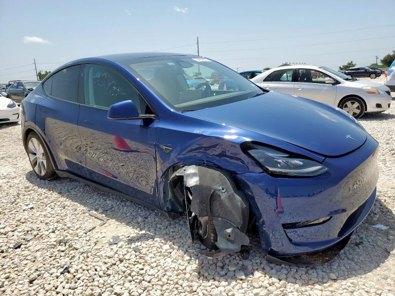 7SAYGDEEXRA279773 - 2024 TESLA MODEL Y BLUE photo 4