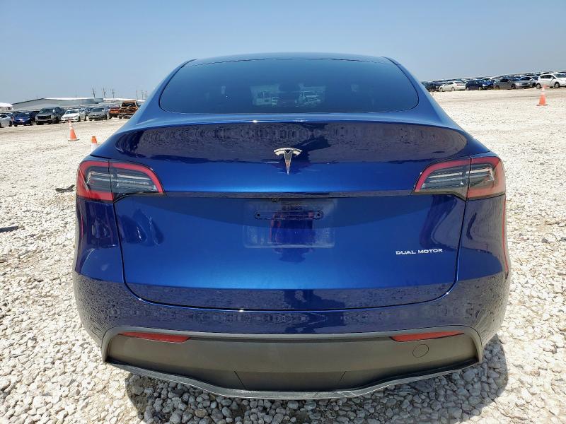 7SAYGDEEXRA279773 - 2024 TESLA MODEL Y BLUE photo 6