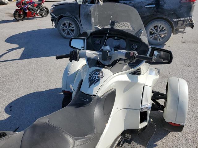 2BXJBDC17CV001688 - 2012 CAN-AM SPYDER ROA RT-LTD CREAM photo 5