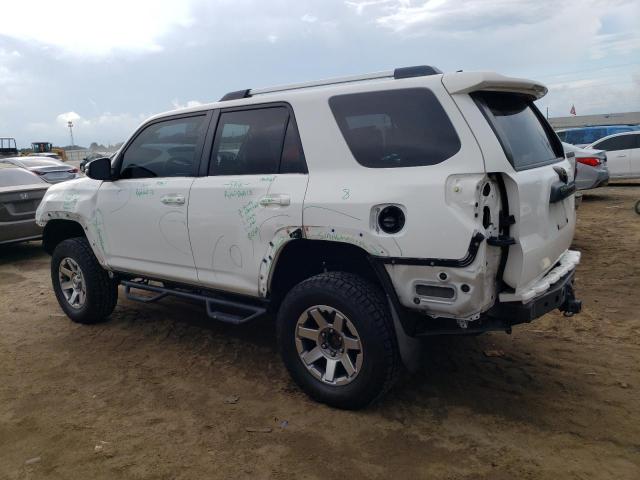 JTEBU5JR2F5273357 - 2015 TOYOTA 4RUNNER SR5 WHITE photo 2