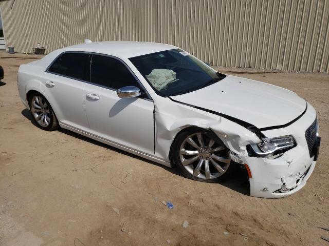 2C3CCAAGXKH624798 - 2019 CHRYSLER 300 TOURING WHITE photo 4