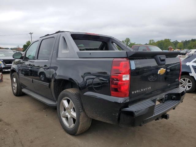 3GNTKFE72CG114198 - 2012 CHEVROLET AVALANCHE LT BLACK photo 2