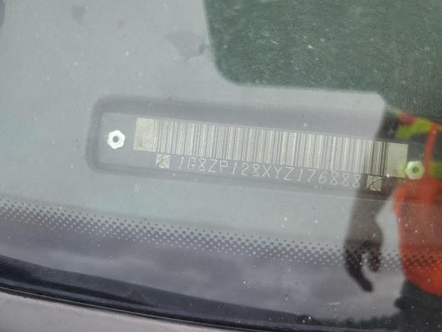 1G8ZP128XYZ176888 - 2000 SATURN SC1 双色 照片 12