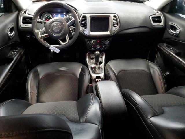 3C4NJDBB2JT136286 - 2018 JEEP COMPASS LATITUDE أسود صورة 8