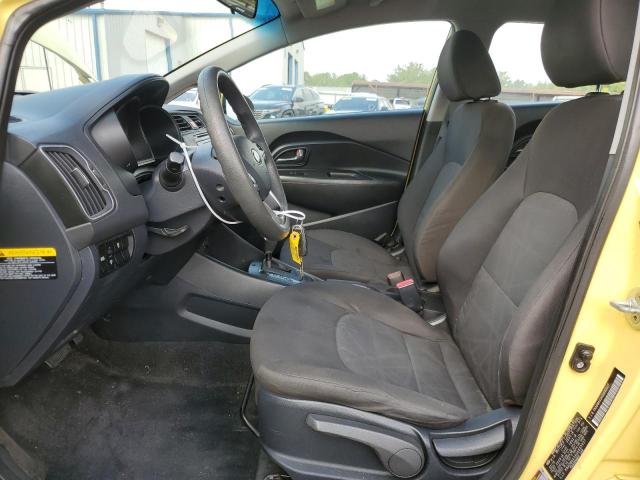 KNADM4A34G6685937 - 2016 KIA RIO LX YELLOW photo 7