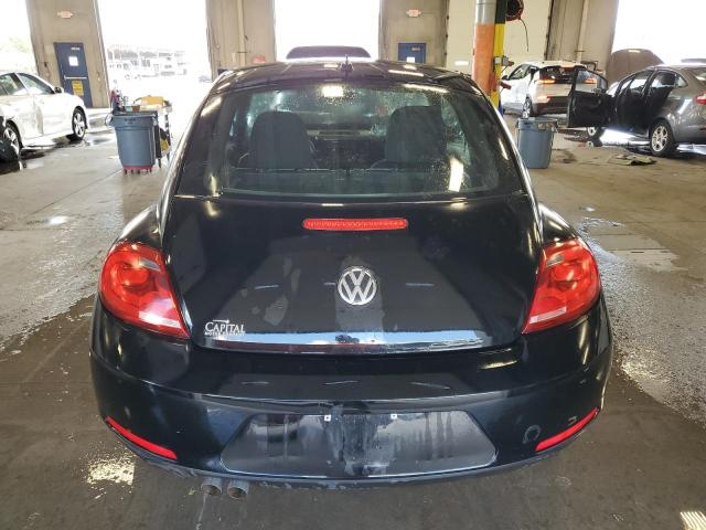 3VWFP7AT9DM691522 - 2013 VOLKSWAGEN BEETLE 黑色 照片 6