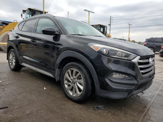 KM8J33A49HU470168 - 2017 HYUNDAI TUCSON LIMITED BLACK photo 4