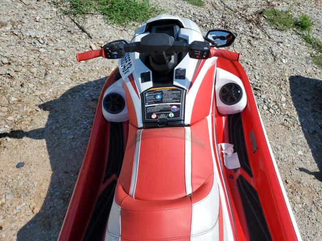 YAMA0763L021 - 2021 YAMAHA WAVERUNNE RED photo 5