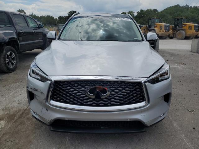 3PCAJ5CB1MF101678 - 2021 INFINITI QX50 ESSENTIAL SILVER photo 5