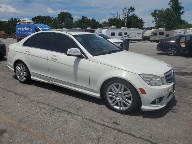 WDDGF81X49F260215 - 2009 MERCEDES-BENZ C 300 4MATIC WHITE photo 4