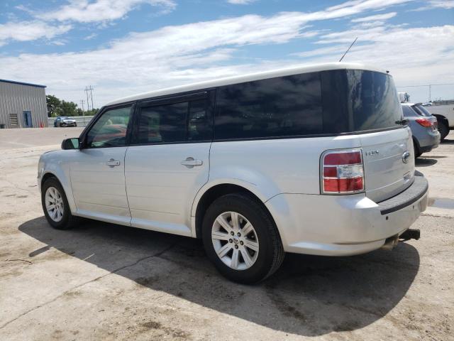 2FMGK5BC4ABA25511 - 2010 FORD FLEX SE SILVER photo 2