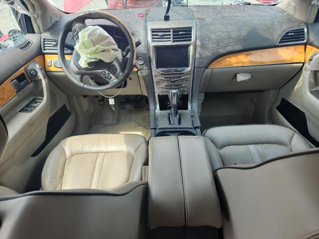 2LMDJ6JK9CBL10670 - 2012 LINCOLN MKX RED photo 8