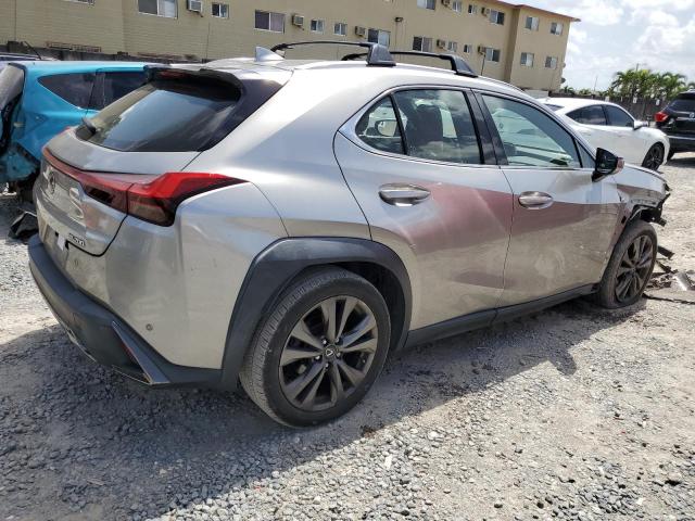 JTHY3JBH1K2002901 - 2019 LEXUS UX 200 SILVER photo 3