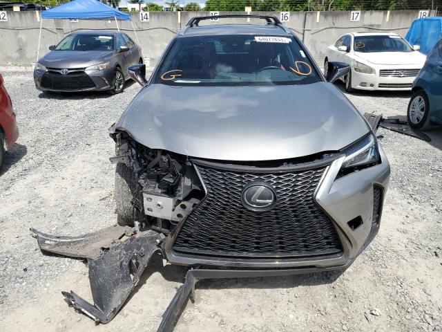 JTHY3JBH1K2002901 - 2019 LEXUS UX 200 SILVER photo 5