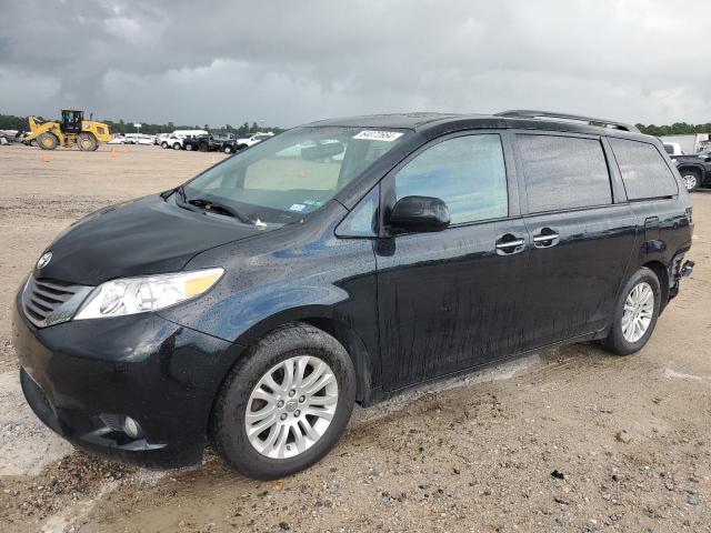 2016 TOYOTA SIENNA XLE, 