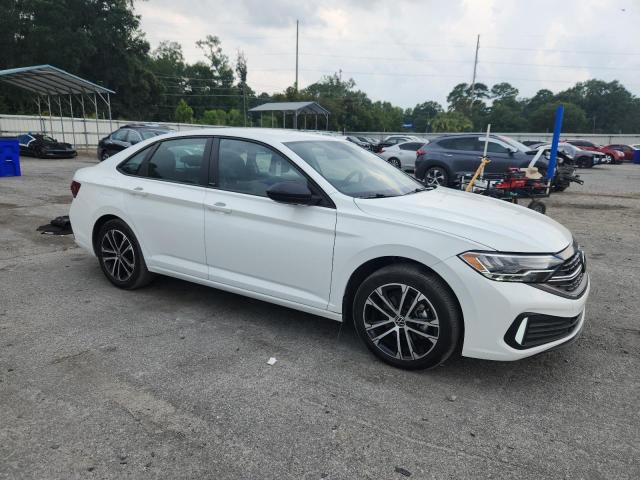 3VWBM7BU5PM058437 - 2023 VOLKSWAGEN JETTA SPORT WHITE photo 4