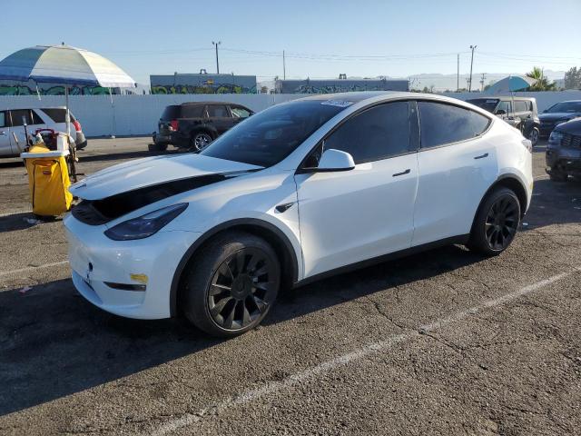 7SAYGDEE7NF552360 - 2022 TESLA MODEL Y WHITE photo 1