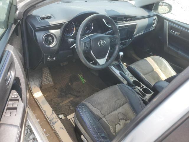 5YFBURHE4JP789598 - 2018 TOYOTA COROLLA L SILVER photo 8