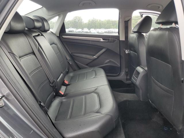 1VWDT7A31HC069913 - 2017 VOLKSWAGEN PASSAT R-LINE Grau Foto 10