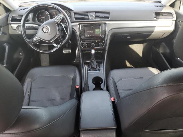 1VWDT7A31HC069913 - 2017 VOLKSWAGEN PASSAT R-LINE Grau Foto 8