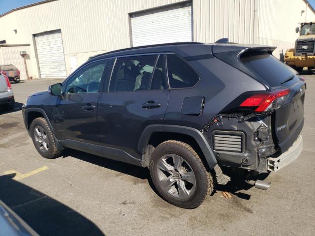 2T3P1RFV2NW253424 - 2022 TOYOTA RAV4 XLE GRAY photo 2