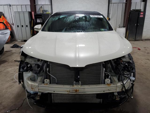 2LMTJ8LP2GBL45301 - 2016 LINCOLN MKX RESERVE Կրեմագույն լուսանկար 5