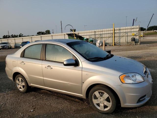 KL1TD56617B073815 - 2007 CHEVROLET AVEO BASE SILVER photo 4