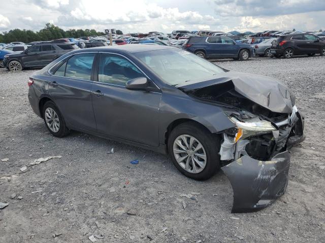 4T4BF1FK9FR498675 - 2015 TOYOTA CAMRY LE GRAY photo 4