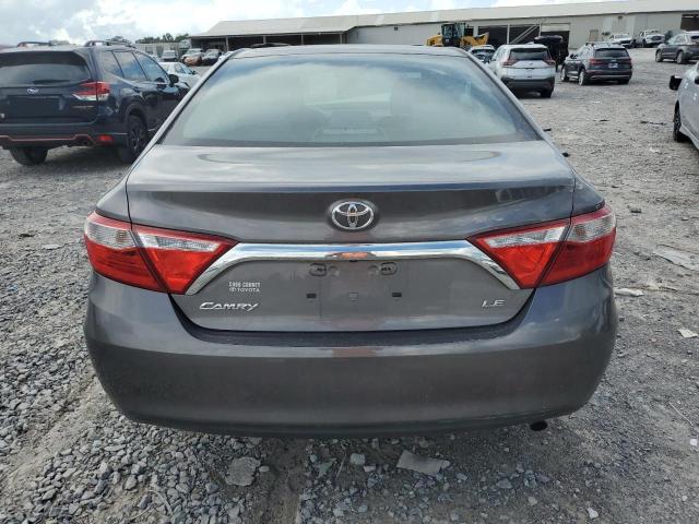 4T4BF1FK9FR498675 - 2015 TOYOTA CAMRY LE GRAY photo 6
