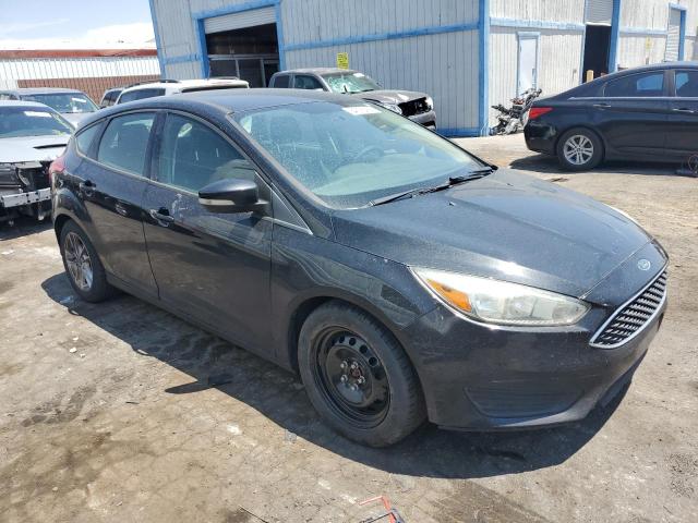 1FADP3K22FL250253 - 2015 FORD FOCUS SE CHARCOAL photo 4