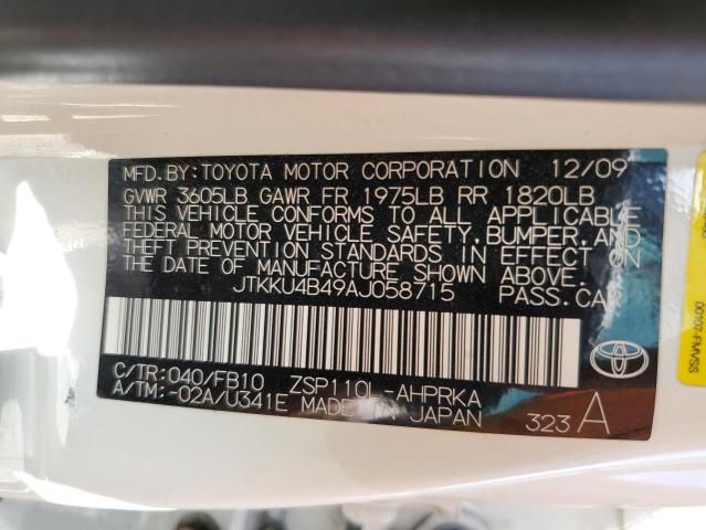 JTKKU4B49AJ058715 - 2010 TOYOTA SCION XD WHITE photo 12