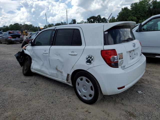 JTKKU4B49AJ058715 - 2010 TOYOTA SCION XD WHITE photo 2