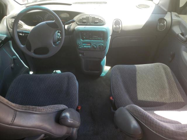 2C4GJ24G0YR734699 - 2000 CHRYSLER GRAND VOYA 紫色 照片 8