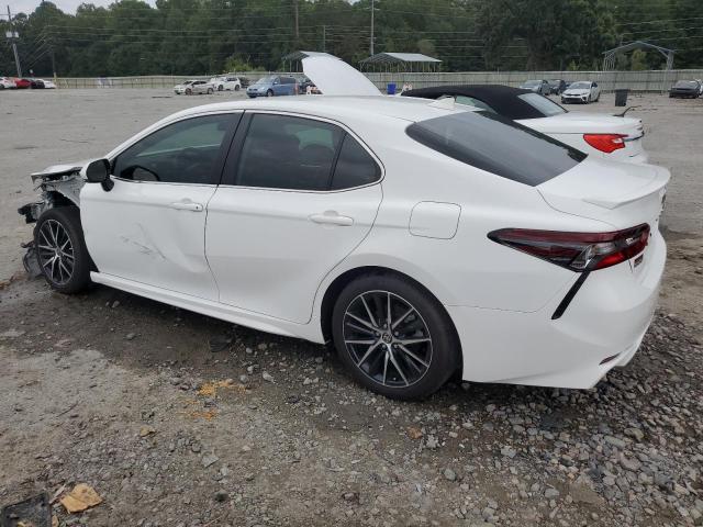 4T1G11AK0PU764849 - 2023 TOYOTA CAMRY SE NIGHT SHADE WHITE photo 2