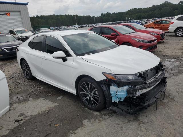 4T1G11AK0PU764849 - 2023 TOYOTA CAMRY SE NIGHT SHADE WHITE photo 4