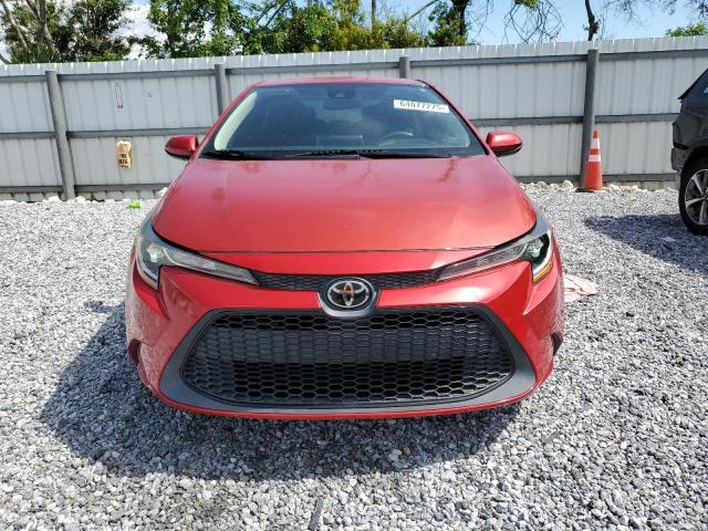 5YFVPMAE1MP176117 - 2021 TOYOTA COROLLA LE RED photo 5