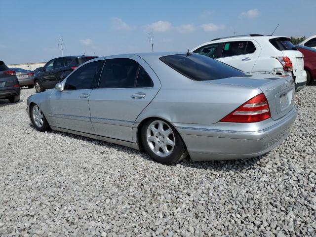 WDBNG70J4YA085285 - 2000 MERCEDES-BENZ S 430 SILVER photo 2