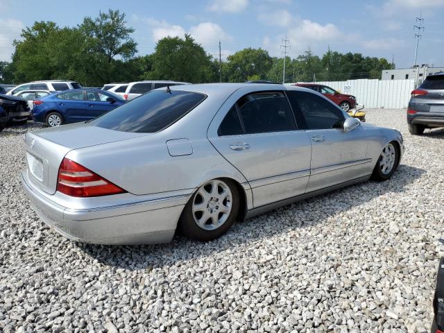 WDBNG70J4YA085285 - 2000 MERCEDES-BENZ S 430 SILVER photo 3