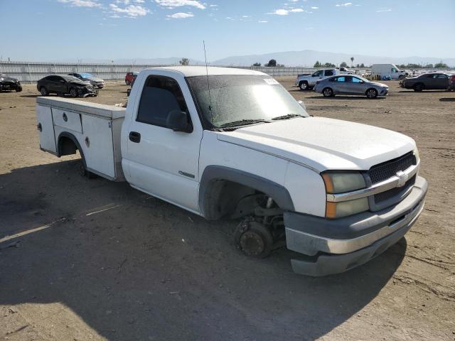 1GBGC24U74Z149509 - 2004 CHEVROLET SILVERADO C2500 WHITE photo 4