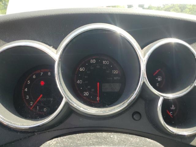 2T1KR32E25C494075 - 2005 TOYOTA COROLLA MA XR SILVER photo 9