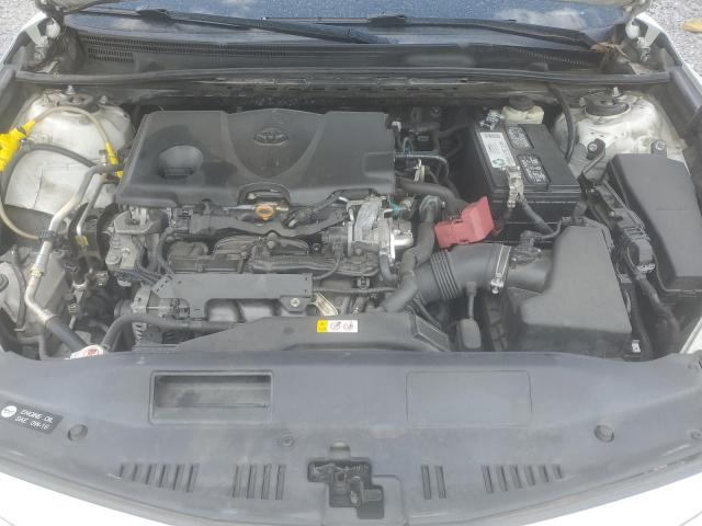 4T1B11HK6JU607866 - 2018 TOYOTA CAMRY L WHITE photo 11