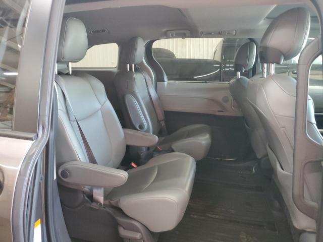 5TDJSKFCXMS028497 - 2021 TOYOTA SIENNA XLE GRAY photo 11