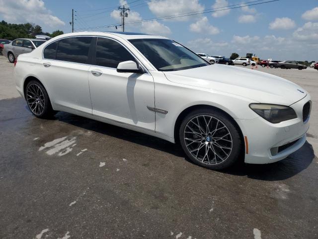 WBAKB8C5XCC963366 - 2012 BMW ALPINA B7 LI Weiß Foto 4