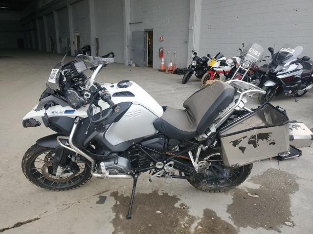 WB10A1206EZ095048 - 2014 BMW R1200 GS ADVENTURE WHITE photo 3