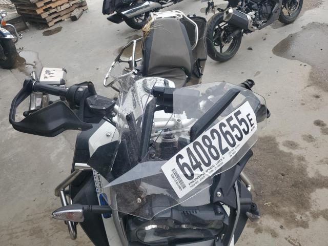 WB10A1206EZ095048 - 2014 BMW R1200 GS ADVENTURE WHITE photo 5