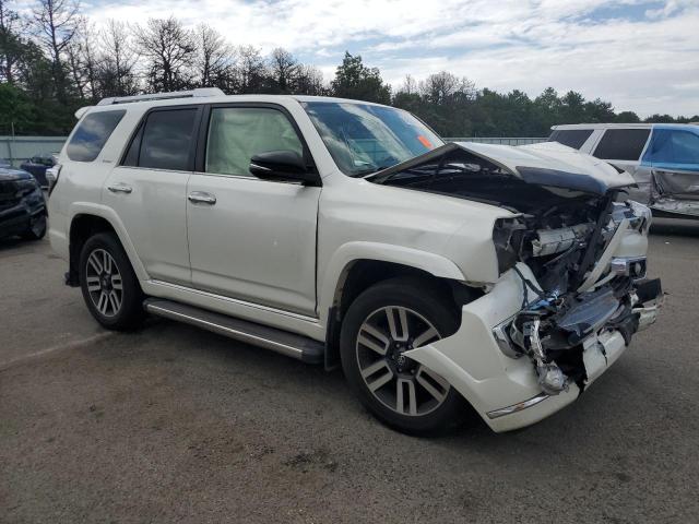 JTEBU5JR7J5489150 - 2018 TOYOTA 4RUNNER SR5/SR5 PREMIUM WHITE photo 4