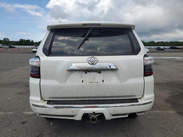 JTEBU5JR7J5489150 - 2018 TOYOTA 4RUNNER SR5/SR5 PREMIUM WHITE photo 6
