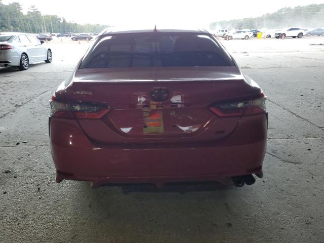 4T1G11AK5PU126418 - 2023 TOYOTA CAMRY SE NIGHT SHADE RED photo 6