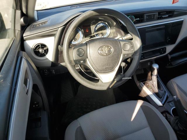 5YFBURHE4JP811406 - 2018 TOYOTA COROLLA L Boz foto 8