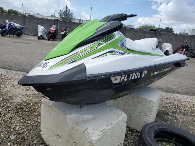 YAMA3010C818 - 2018 YAMAHA WAVERUNNER WHITE photo 2